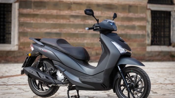 ‘Quái vật’ tay ga sức mạnh vượt xa Honda SH: Thiết kế đẹp hút hồn, giá rẻ đến khó tin