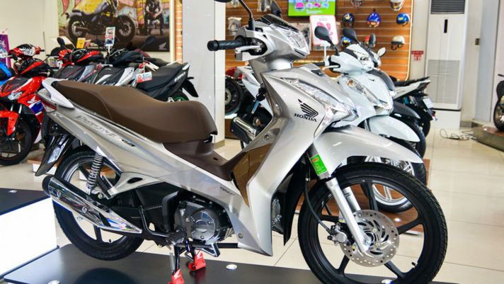 Giá Honda Future bất ngờ biến động cực mạnh khiến Yamaha Jupiter choáng váng, khách Việt bấn loạn