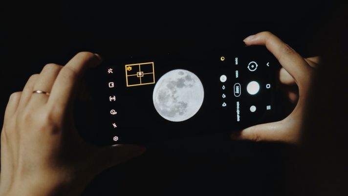 Ngắm ảnh siêu trăng được chụp bởi Samsung Galaxy S21 Ultra tại Đà Nẵng: Quá ấn tượng!