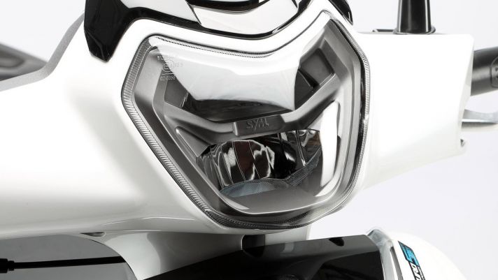 Đối thủ mới của Honda Vision về đại lý với giá không tưởng, thiết kế ăn đứt 'tiểu Honda SH'