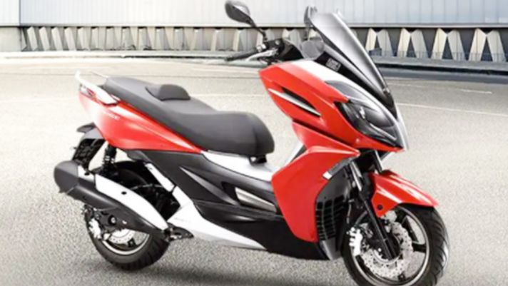 Kỳ phùng địch thủ Honda SH 150i lộ diện: Giá rẻ bất ngờ, sức mạnh khiến ‘vua xe ga’ khóc thét