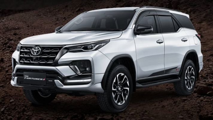 Toyota Fortuner 2022 ra mắt phiên bản mới với giá 867 triệu, thiết kế 'hạ gục' Hyundai SantaFe