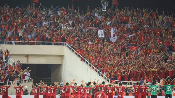 VFF 'chơi lớn', Mỹ Đình vẫn đón 'người hâm mộ' vào sân cổ vũ ĐT Việt Nam ở vòng loại World Cup 2022