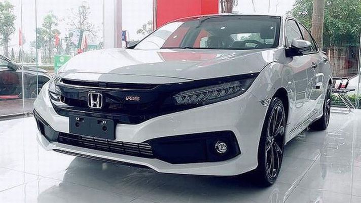 Honda Civic mạnh tay với đợt giảm giá sốc tới gần 100 triệu, quyết cho KIA Cerato ‘đo ván’