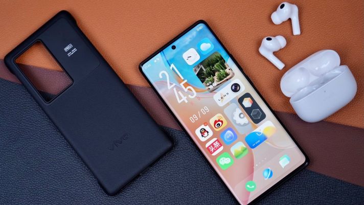 Tin trưa 10/9: Toàn bộ màu của dòng iPhone 13 được hé lộ, loạt smartphone Vivo, Realme ra mắt