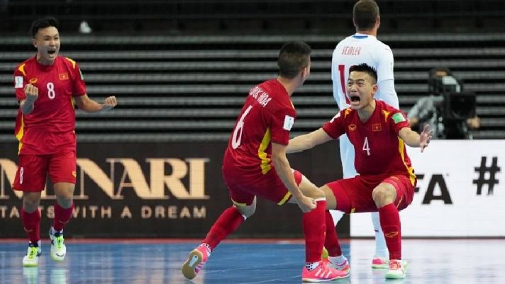 ĐT Việt Nam tiếp tục tạo lịch sử, giành vé vào vòng 1/8 Futsal World Cup 2021