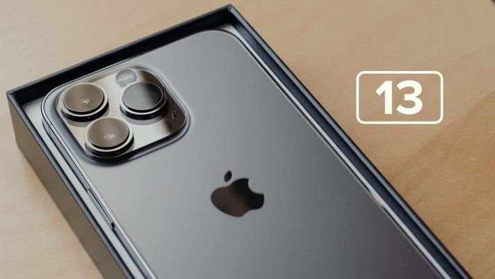 Apple sắp đối mặt với án phạt 'nặng nề' tại Brazil vì không bán iPhone 13 kèm củ sạc