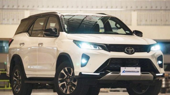 Toyota Fortuner LTD 2022 lộ diện với giá cạnh tranh Honda CR-V, trang bị ‘đe nẹt’ Hyundai SantaFe