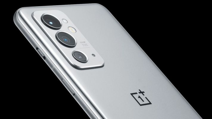 Đối thủ 'giá rẻ mới' của iPhone 13 lộ thiết kế 'sang xịn mịn', so kè cùng Xiaomi 11T