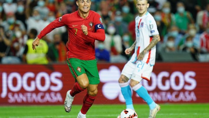 Tin bóng đá quốc tế 13/10: Ronaldo lập siêu kỷ lục, đội thứ 2 có vé dự VCK World Cup 2022