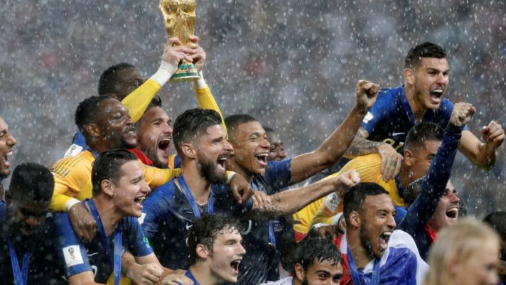 World Cup tổ chức 2 năm 1 lần: Ý tưởng điên rồ hay giải pháp 'thiên thần'