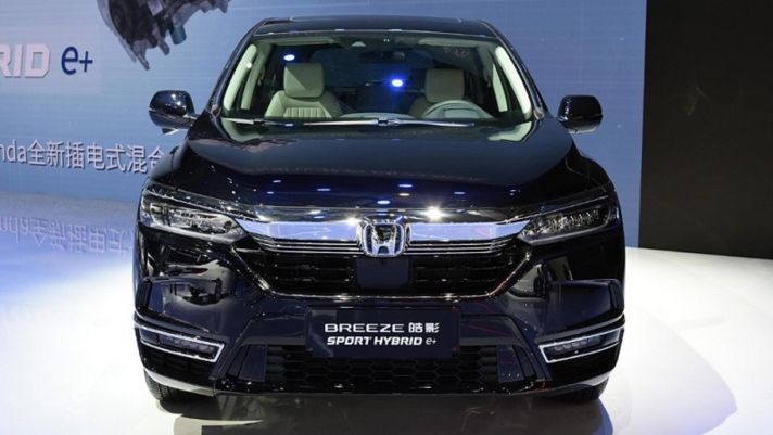 Honda CR-V bản chạy điện bất ngờ ra mắt: Giá 974 triệu đồng, thiết kế khiến khách Việt mê mẩn