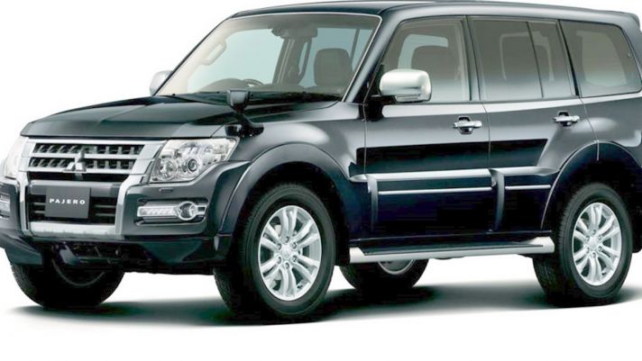 Chiếc Mitsubishi Pajero 'gây bão' với chi tiết độc lạ 'đe nẹt' Toyota Fortuner với giá không tưởng