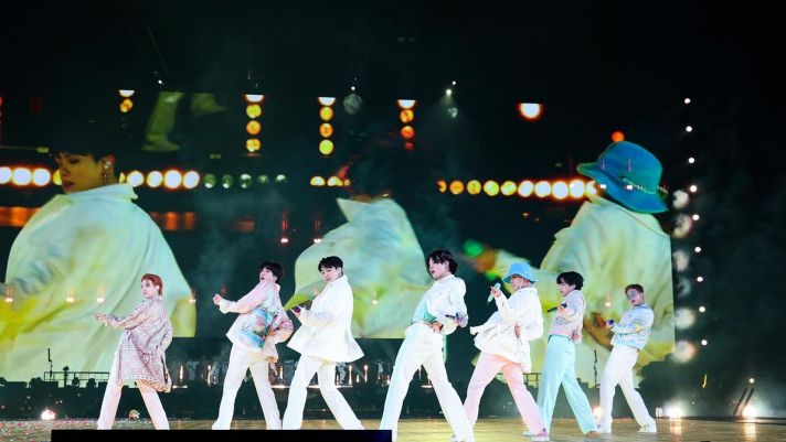 BTS lập kỷ lục 'vô tiền khoáng hậu' sau 4 đêm concert PERMISSION TO DANCE ON THE STAGE: Quá đỉnh!