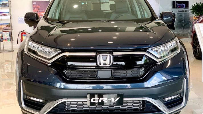 Honda CR-V nhận ưu đãi khủng lên tới 210 triệu, giá lăn bánh cực hấp dẫn, 'đánh bật' Mazda CX-5
