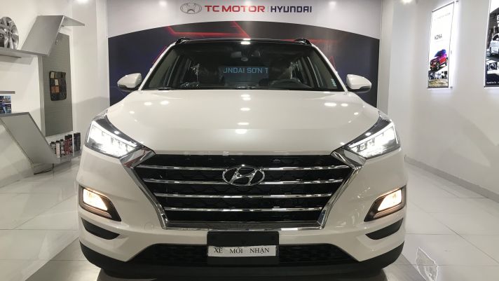 Giá lăn bánh Hyundai Tucson 2021 rẻ đến bất ngờ trong tháng 12, gây sức ép lên Honda CR-V