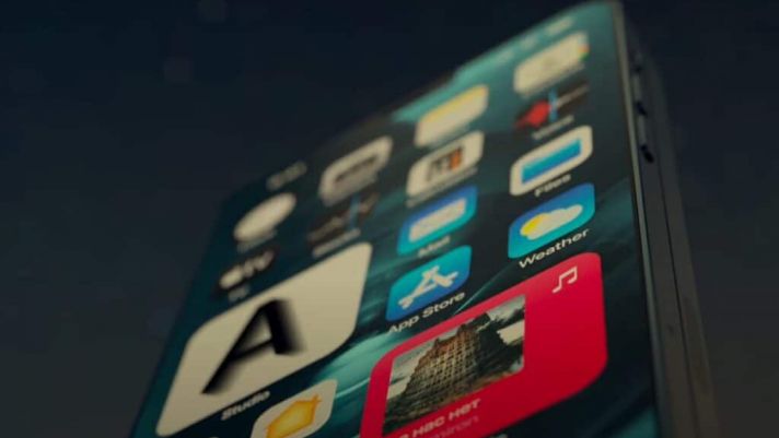 Ngắm iPhone màn hình gập: Thiết kế tuyệt đẹp, đủ để ‘thách thức’ OPPO Find N và Galaxy Z Fold3