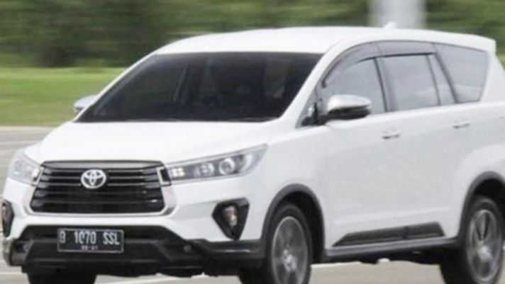 Rộ tin Toyota Innova 2022 sắp trình làng: Thêm biến thể mới ‘hạ gục’ Mitsubishi Xpander