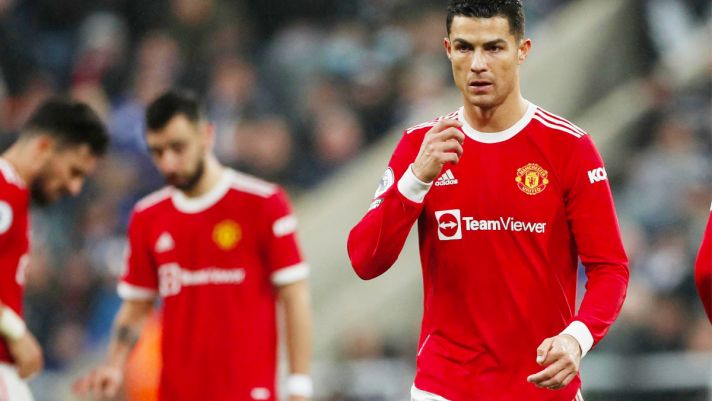 Xong! Cristiano Ronaldo đặt một chân rời Man Utd