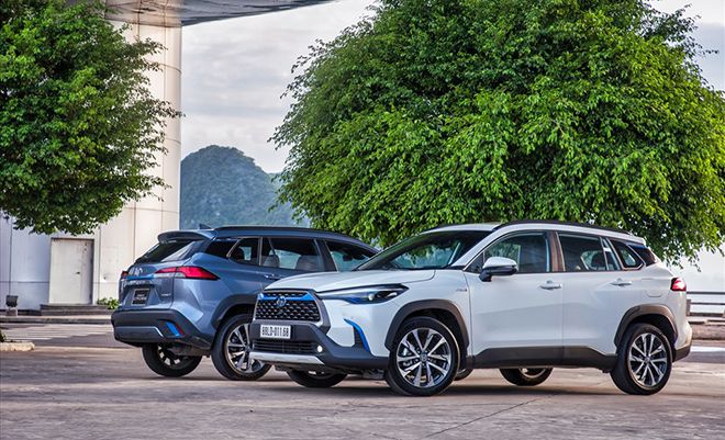 Toyota Corolla Cross đột ngột điều chỉnh giá bán: Khách Việt bất ngờ, Kia Seltos sửng sốt