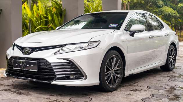 Toyota Camry 2022 trình làng với giá bán hấp dẫn: Thiết kế mới mẻ, trang bị đỉnh cao