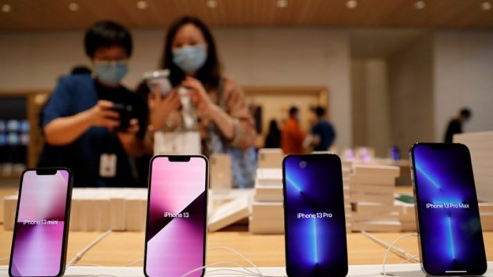 Bấp chấp đại dịch, iPhone bán chạy gấp đôi tại Việt Nam