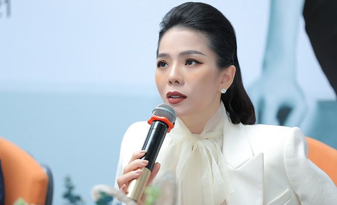 Lệ Quyên có động thái gây chú ý sau khi nhận loạt chê bai việc ngồi ghế nóng Miss World VN 2022