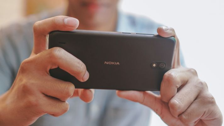 Giá đập hộp Nokia C01 Plus tháng 3/2022: Chỉ từ 1.4 triệu đồng, rẻ như máy 'cục gạch'
