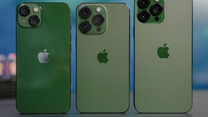 Bộ đôi iPhone SE 2022 và iPhone 13 xanh lá chốt ngày về đại lý với giá 'mềm nhũn' đe dọa Galaxy S22