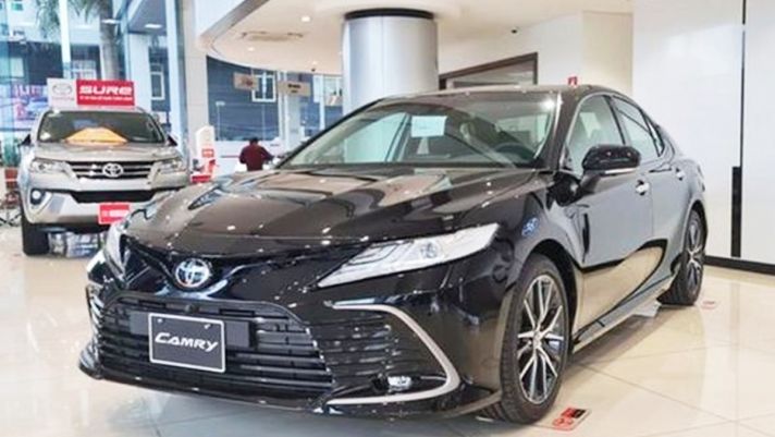 Dân tình 'dậy sóng' trước chiếc Toyota Camry 2022 có giá không tưởng, nghe xong ai cũng hốt hoảng