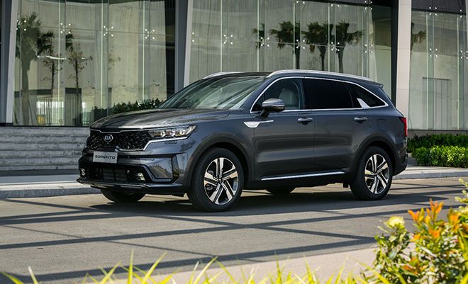 Giá lăn bánh Kia Sorento tháng 3/2022: Tiếp tục giảm, gieo sầu cho Toyota Fortuner, Hyundai Santa Fe