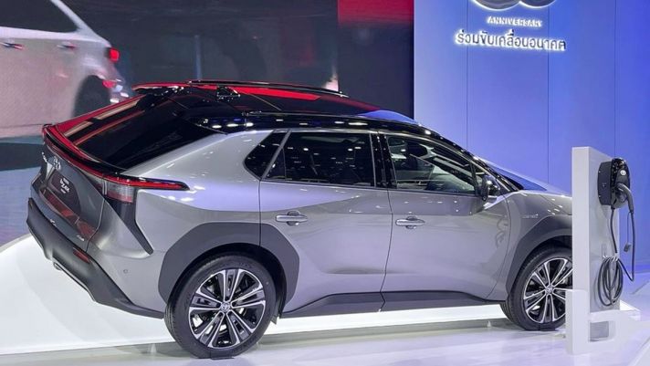 'Truyền nhân’ Toyota Fortuner 2022 ra mắt: Tạo sức ép lên Tesla Model Y, công nghệ đỉnh của chóp