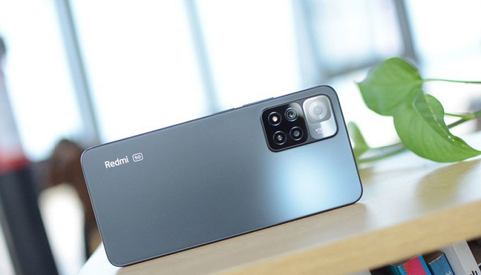 Redmi Note 11 Pro+ 5G ra mắt Việt Nam, giá 9.9 triệu đồng