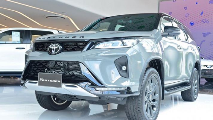 Chi tiết phiên bản mới của Toyota Fortuner, thiết kế và trang bị khiến Hyundai Santa Fe ‘tắt điện’