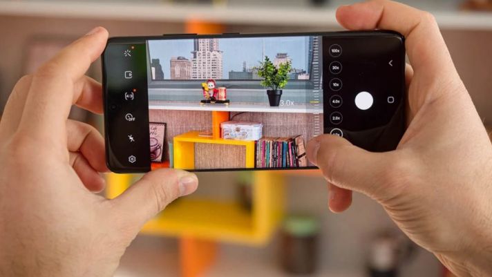 Top 5 mẫu smartphone Android 2 sim tốt nhất 2022: Samsung Galaxy S22 Ultra vẫn là lựa chọn hàng đầu