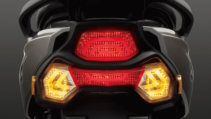 'Kẻ thách thức' Honda Vision ra mắt với diện mạo lạ mắt, giá bán khiến 'tiểu SH' điêu đứng