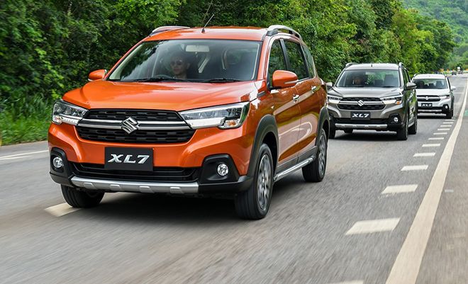 Giá lăn bánh Suzuki XL7 tháng 6/2022 kèm ưu đãi khủng khiến Mitsubishi Xpander Cross 'khiếp vía'