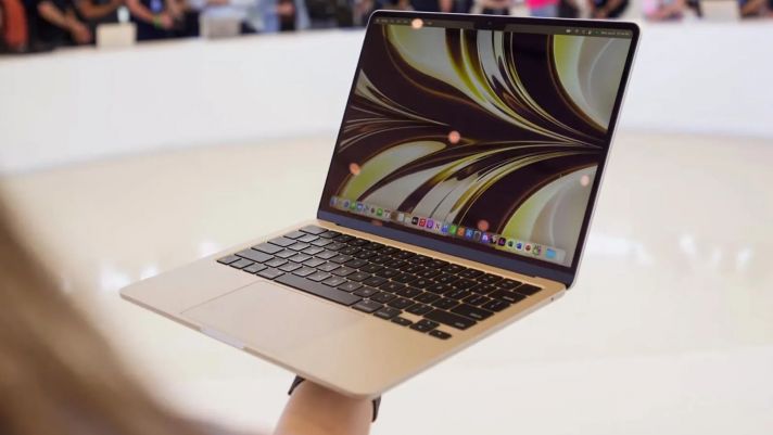 Apple ấn định ngày mở bán chính thức MacBook Pro 13 inch với chip M2 trên toàn thế giới