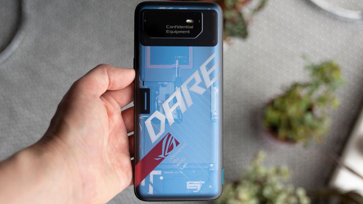 ASUS ROG Phone 6 sẽ là smartphone gaming có khả năng chống tia nước đầu tiên trên thế giới