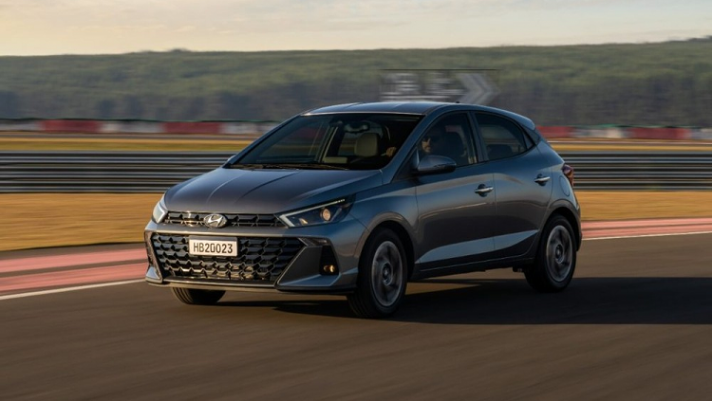 Hyundai ra mắt đối thủ nặng ký của Honda City Hatchback: Giá chỉ 348 đồng, thiết kế cực ‘sang xịn’