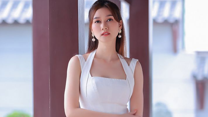 MC Hương Giang vén màn cuộc hôn nhân 6 năm tan vỡ, bất ngờ trước quan hệ với chồng cũ hậu ly hôn