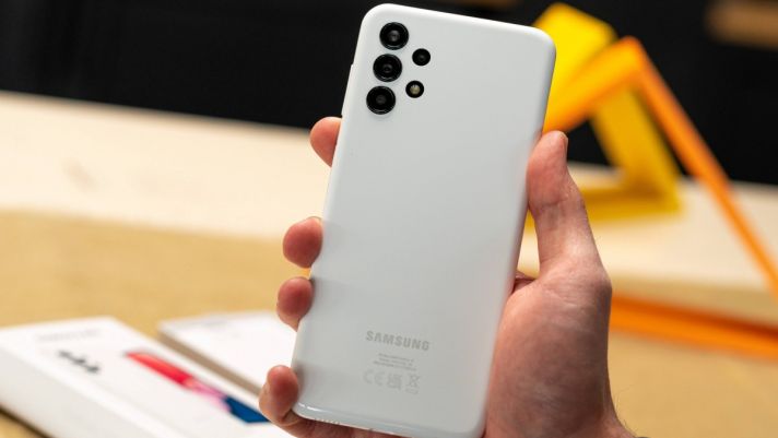 Giá Samsung Galaxy A13 tháng 8/2022: 'Kẻ hủy diệt' Nokia G21 với cấu hình ngon 'đốn tim' khách Việt