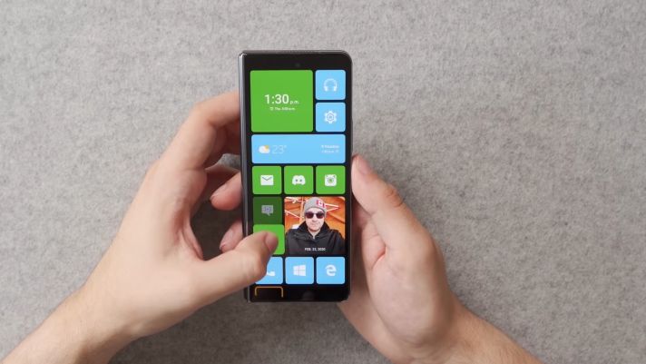Hô biến Galaxy Z Fold4 chạy Windows Phone ‘gợi nhớ nhiều kỷ niệm’