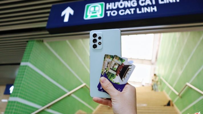 Giá Galaxy A52s tháng 9/2022: Giảm sâu ngỡ ngàng, bán cháy cả hàng trên diện rộng