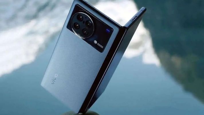 Vivo X Fold Plus 5G sắp ra mắt với chip Snapdragon 8+ Gen 1, pin 4600mAh và sạc nhanh 80W