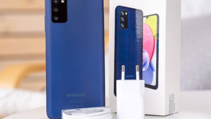 Giá rẻ gần nhất nhà Samsung, Galaxy A03s được khách Việt ưa chuộng vì loạt điểm nhấn này