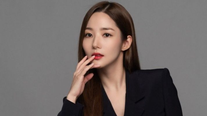 Park Min Young tuyên bố đã chia tay đại gia tiền ảo, chị ruột liền có động thái gây bất ngờ