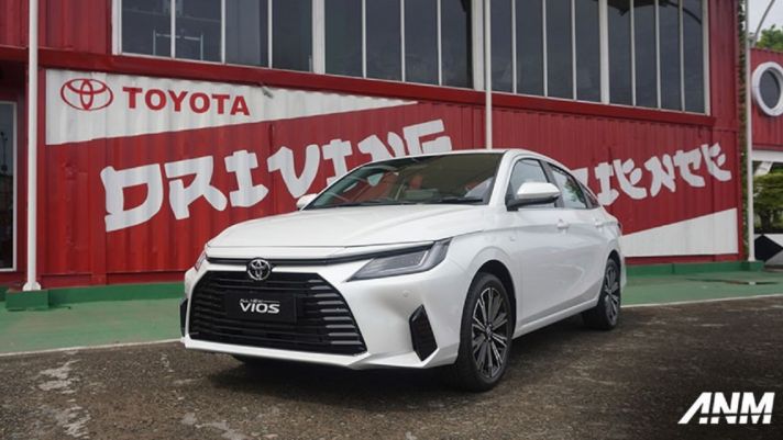 Toyota Vios 2023 ra mắt với giá từ 491 triệu, trang bị làm khó loạt đối thủ