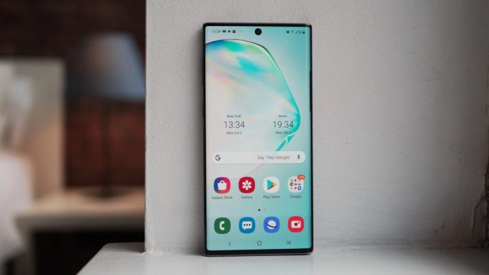 Galaxy Note 10 Lite giá 10,5 triệu, màn hình lớn ngang iPhone 14 Pro Max