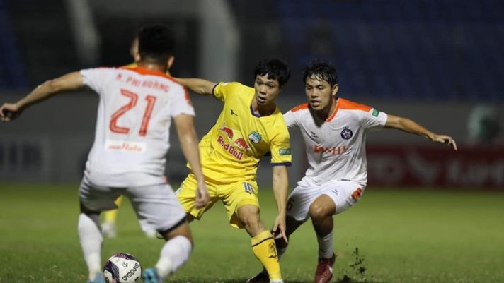 Tin nóng V.League 26/10: Số điểm cần có để HAGL chắc chắn trụ hạng